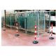 Kit de 2 poteaux plastique avec socle et chaine rouge et blanc 